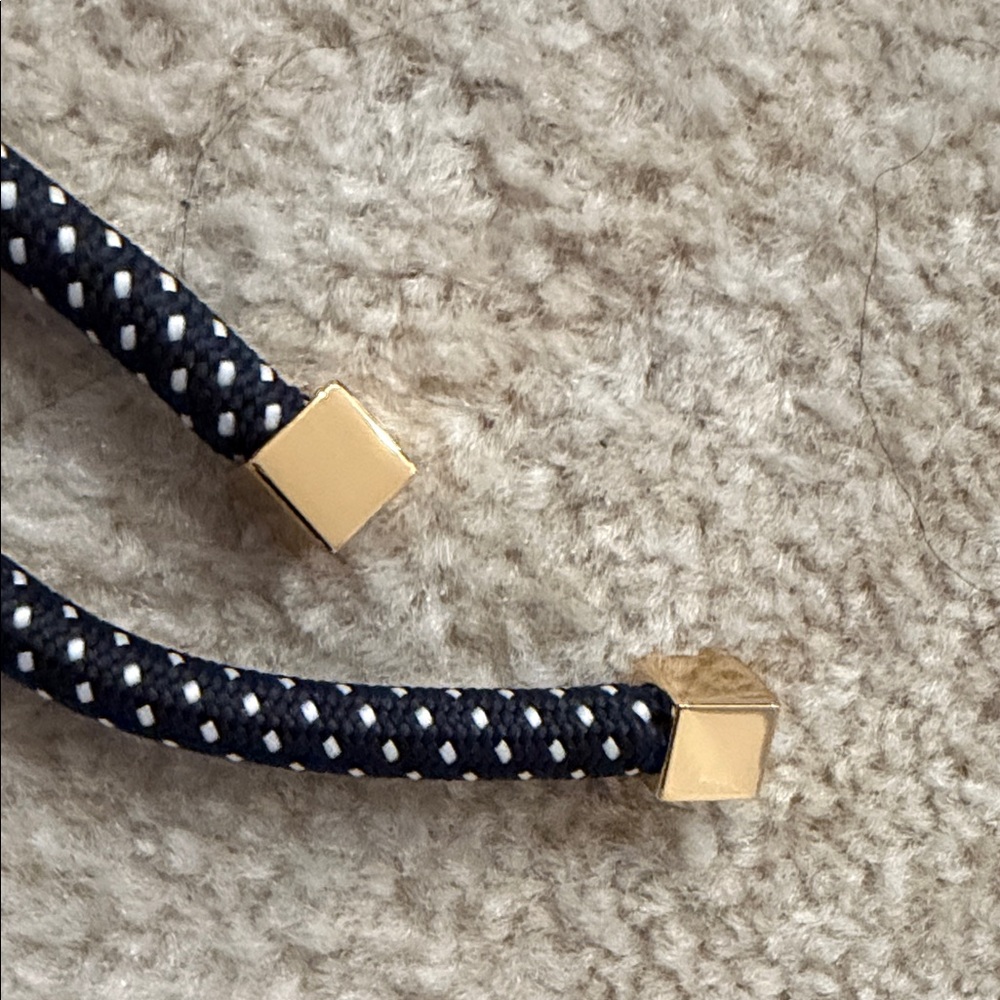 Michael Kors Black and Gold Key Holder - Picture 4 of 7